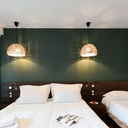 Отель Logis Lacotel Сорт-Осгор