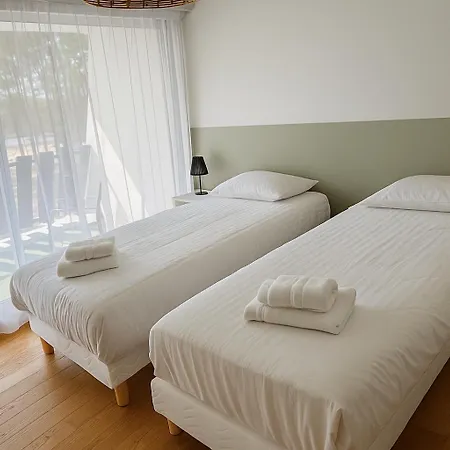 Logis Lacotel Отель 3*