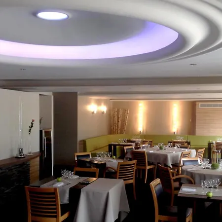Logis Lacotel 3* Сорт-Осгор