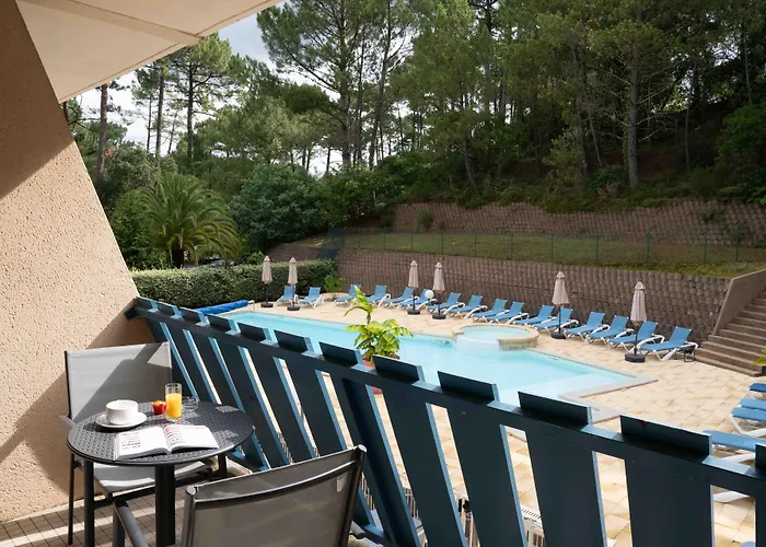 Logis Lacotel Hotel 3*