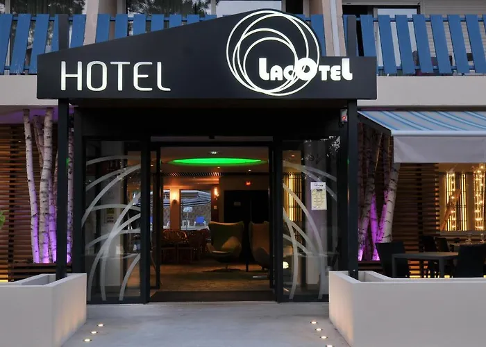 Hotel Logis Lacotel