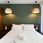 Otel Logis Lacotel 3*