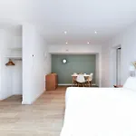 Logis Lacotel 3*