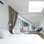 Logis Lacotel 3*