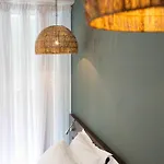 Logis Lacotel Otel 3*
