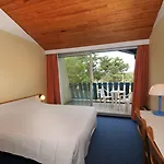 Otel Logis Lacotel 3*