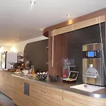 Logis Lacotel Otel