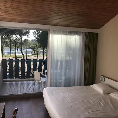 Logis Lacotel 3*