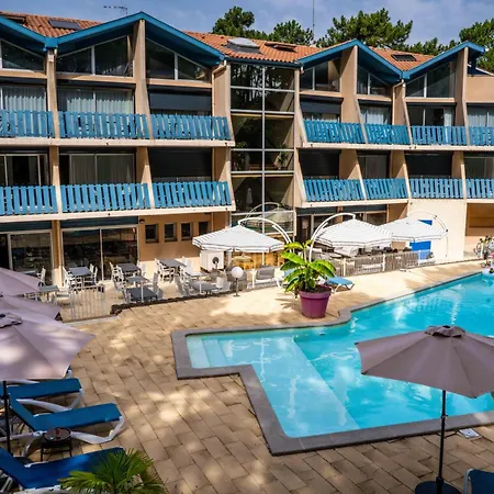 Logis Lacotel Hotel 3*