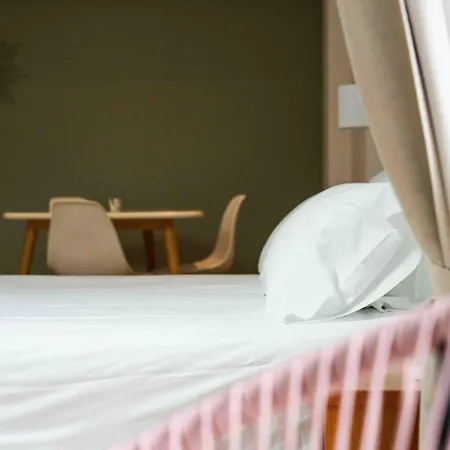 Logis Lacotel
