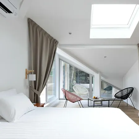 Logis Lacotel 3*
