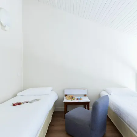 Hotel Logis Lacotel
