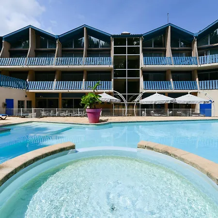 Hotel Logis Lacotel 3*