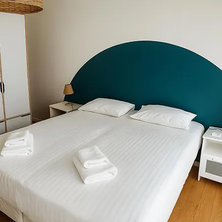 Ξενοδοχείο Logis Lacotel 3*