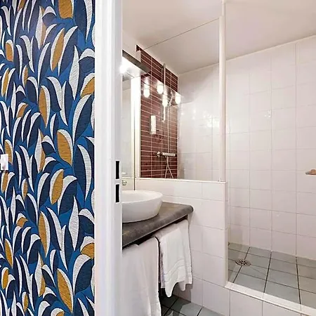 Logis Lacotel Hotel