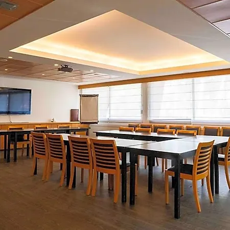 Hotel Logis Lacotel