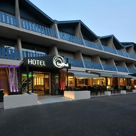 Hotel Logis Lacotel
