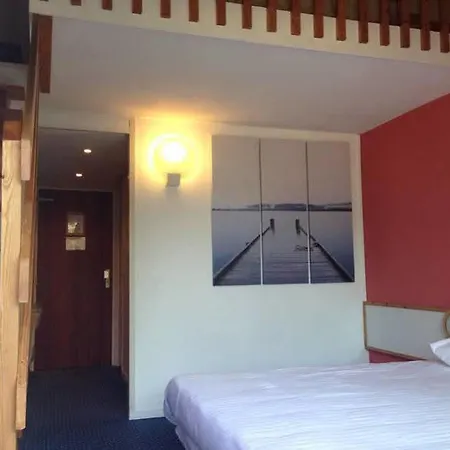 Logis Lacotel