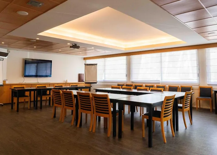 Logis Lacotel Hotel 3*