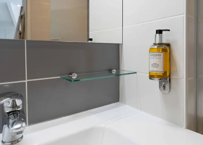 Hotel Logis Lacotel 3*