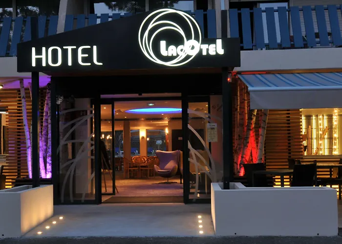 ホテル Logis Lacotel